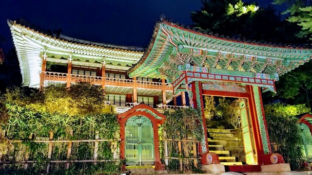 قصر تشانغدوك في سيول