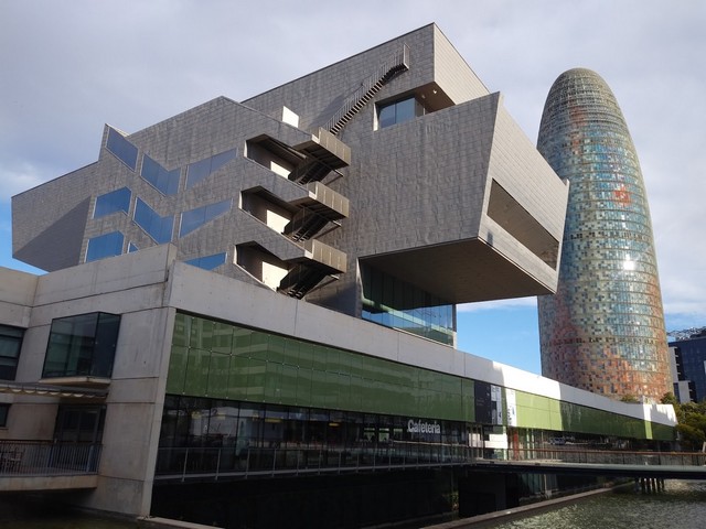 متحف التصميم برشلونة