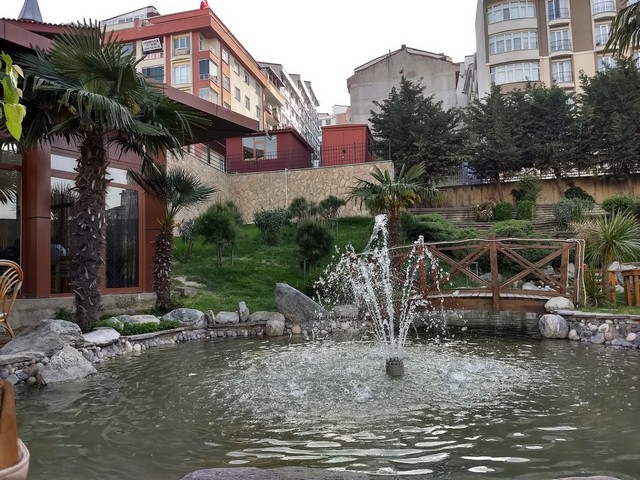 حديقة الشهداء اسنيورت في اسطنبول