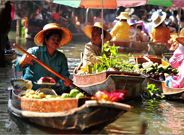 السوق المائي في بانكوك