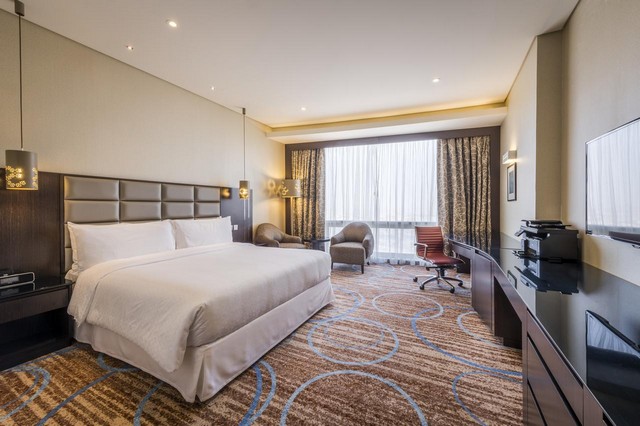فندق فوربوينتس شيراتون الكويت يعد من أكثر فنادق اربع نجوم في الكويت عصرية