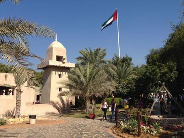 القرية التراثية في ابوظبي من افضل الاماكن السياحية في ابوظبي الامارات