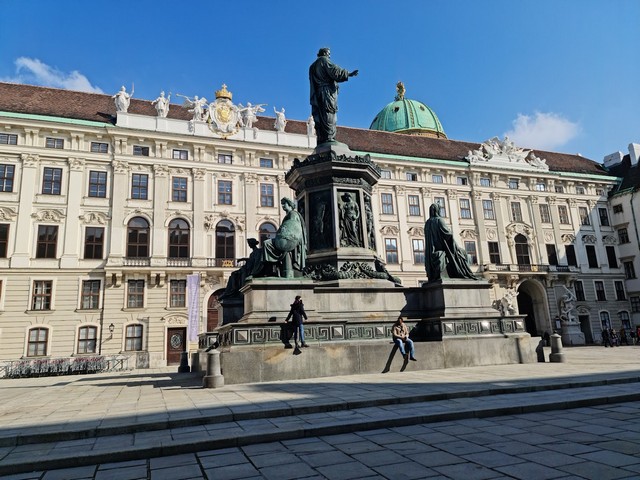 قصر هوفبورغ فيينا