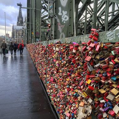  جسر اقفال الحب كولن المانيا