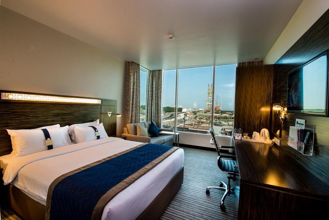 فندق هوليدي ان دبي جميرا أحد أروع فنادق قريبه من لامير دبي