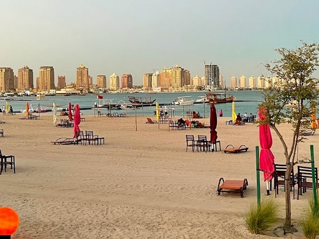 شاطئ كتارا قطر