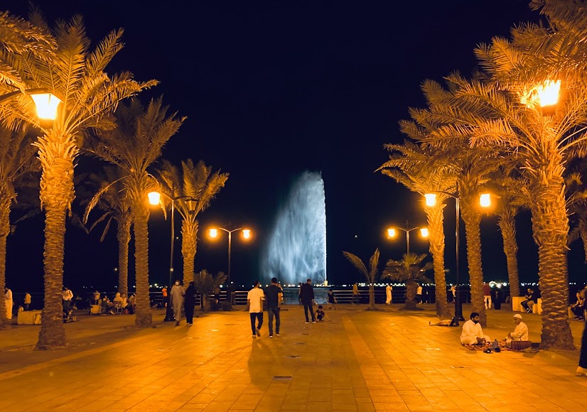 نافورة الملك فهد في جدة من اهم اماكن سياحية في جدة