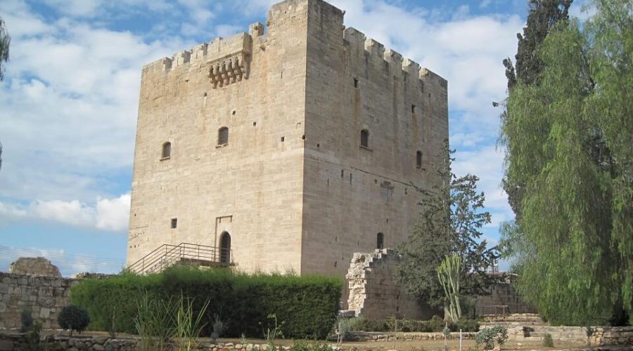 قلعة كوسولي من افضل اماكن سياحية في ليماسول قبرص