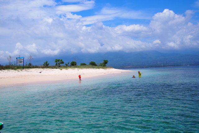 جزيرة لابون من اجمل الجزر الماليزية 
