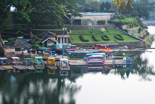 بحيرة الليدو من اجمل مناطق السياحة في اندونيسيا بونشاك