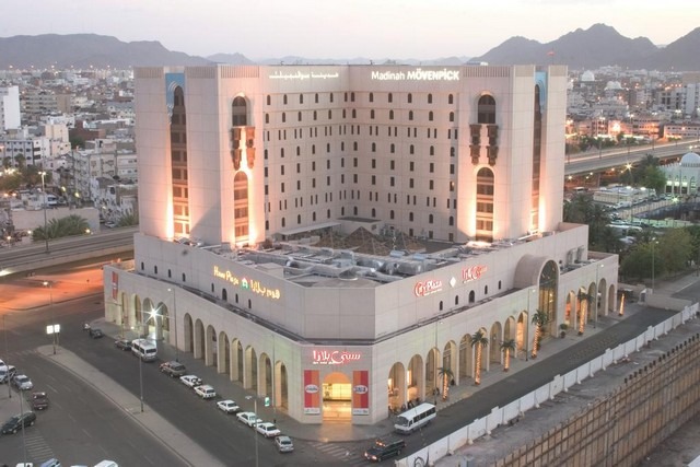 فندق المدينة موفنبيك يُعد من أجمل فنادق المدينة ثلاث نجوم
