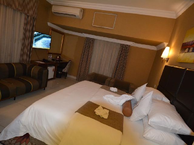  أسعار الفنادق في مكه  بحسب موقع الفنادق في مكة المكرمة وقربها من الأماكن السياحية