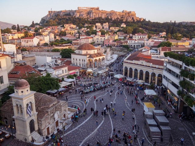 ساحة موناستيراكي اثينا