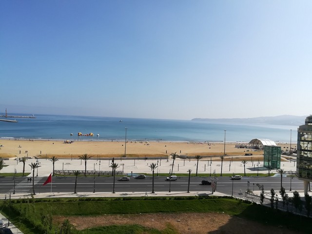الشواطئ في طنجة