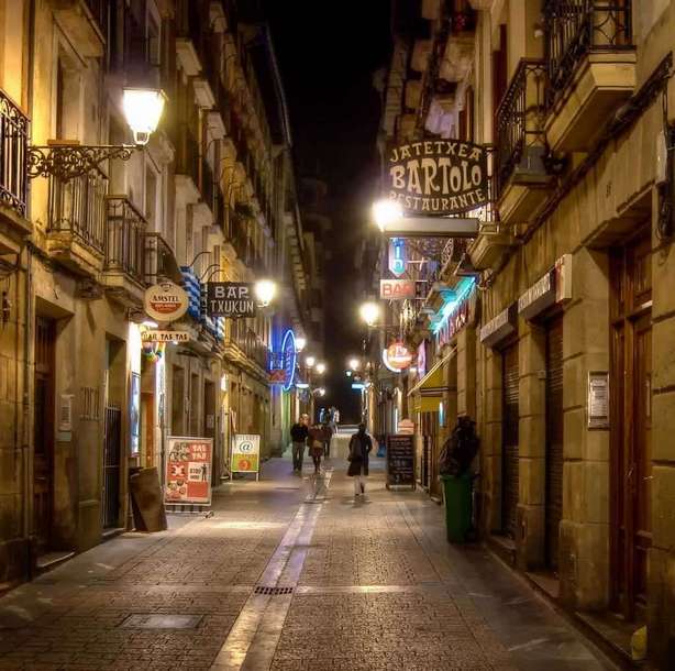 البلدة القديمة من اجمل معالم مدينة ماربيا في اسبانيا