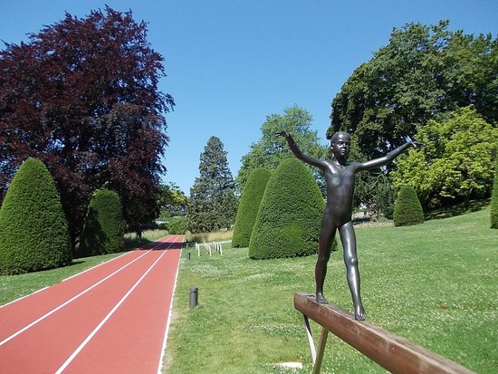 المتحف الاولمبي من افضل اماكن السياحة في لوزان سويسرا