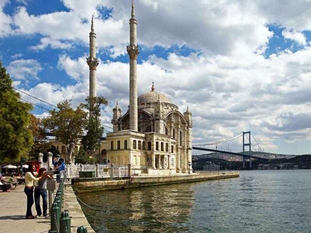 افضل 10 انشطة في جامع اورتاكوي اسطنبول
