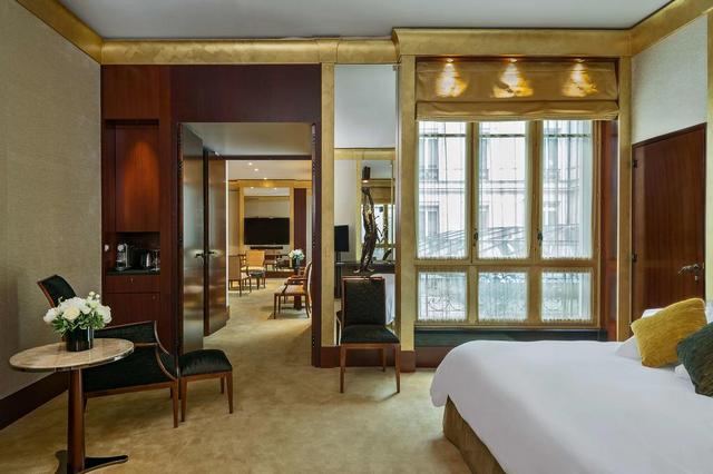  فندق بارك حياة باريس فاندوم من افضل فنادق وسط باريس وهو بتصميم يمزج بين الماضي والحاضر