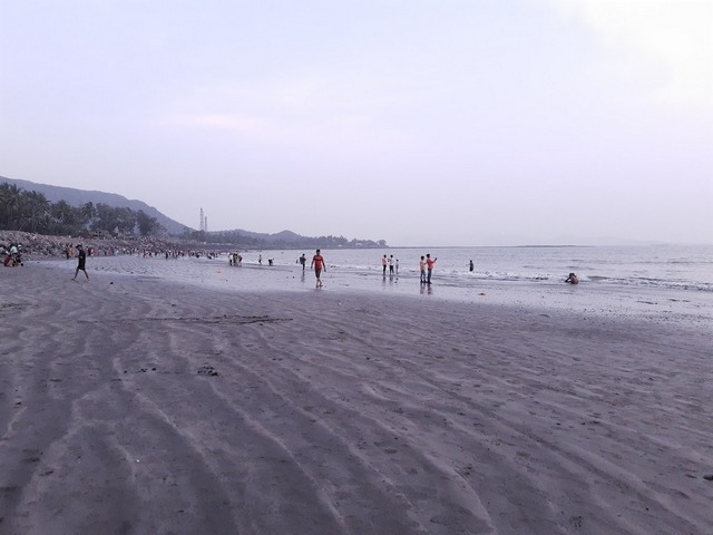 شاطئ بيروادي مومباي