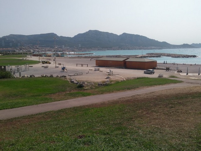 شاطئ برادو في مرسيليا
