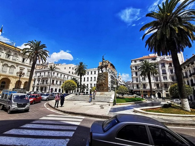ساحة الأمير عبدالقادر الجزائر