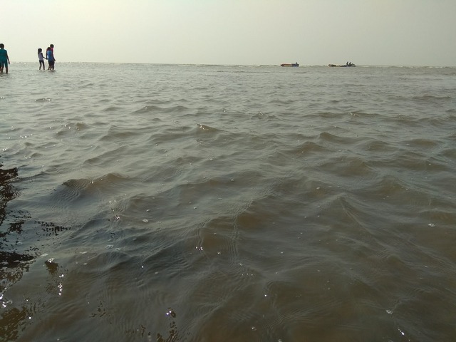 شاطئ الريوادي في مومباي