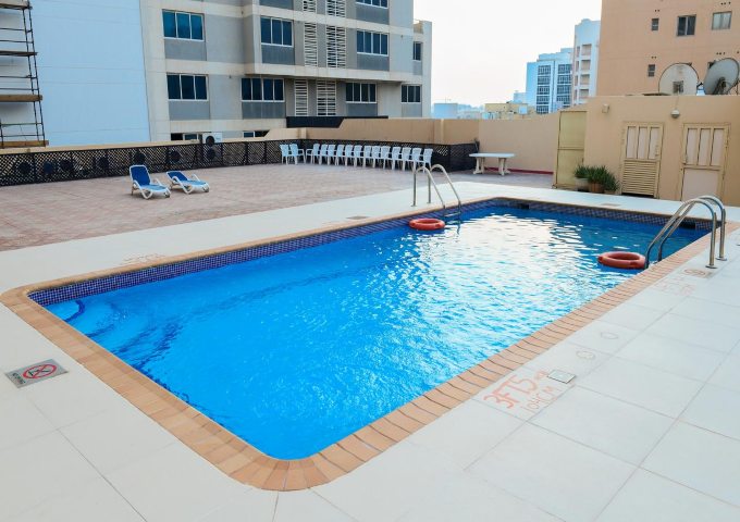 حمام السباحة الخارجي في فندق رامي البحرين الجفير