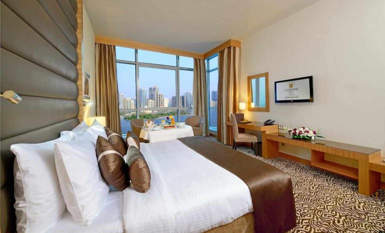 فنادق الشارقة القريبة من دبي