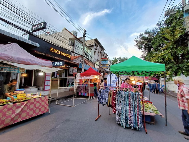افضل الانشطة التي تُتيحها لك زيارة سوق ثافاي شنغماي