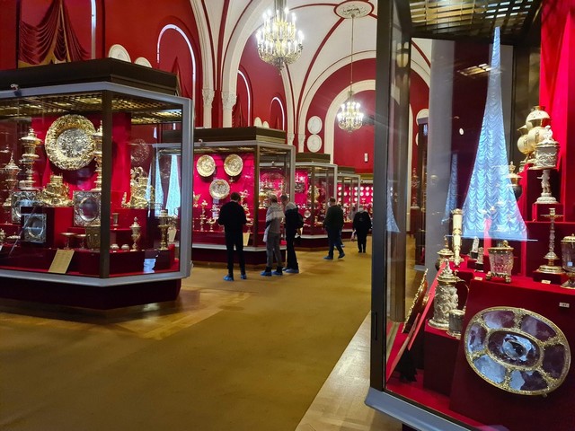 متحف مستودع الكرملين في موسكو
