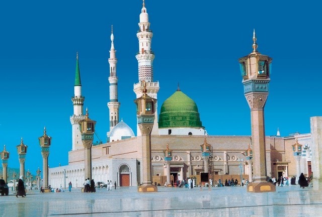 المسجد النبوي من ابرز معالم السياحة في المدينة المنورة الدينية