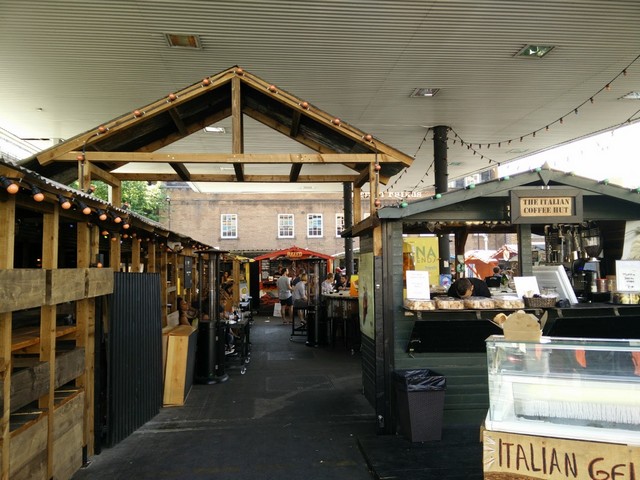 سوق ترومان لندن