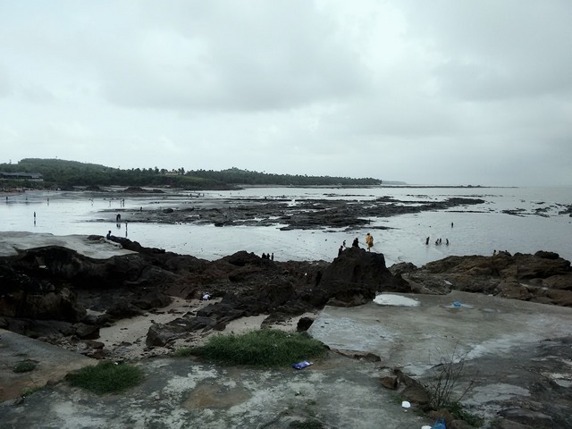 شاطئ أوتان في مومباي