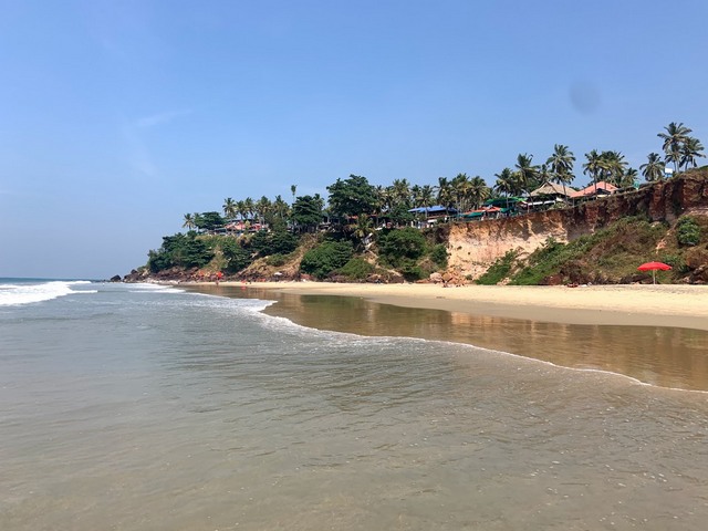 شاطئ فاركالا كيرلا من اجمل اماكن السياحة في الهند كيرلا
