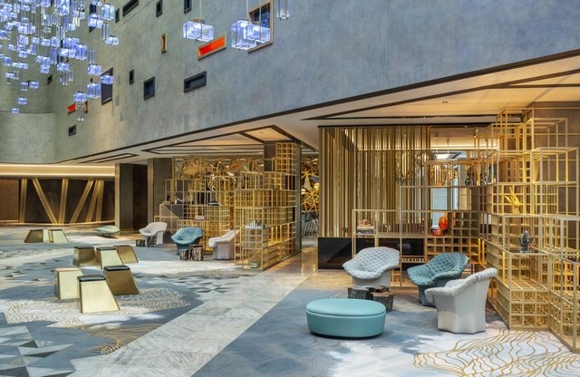 فندق دبليو دبي النخلة يُصنف من أفضل خيارات الإقامة في دبي
