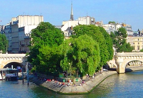 طبيعة جزيرة إيل دو لا سيتي في باريس فرنسا